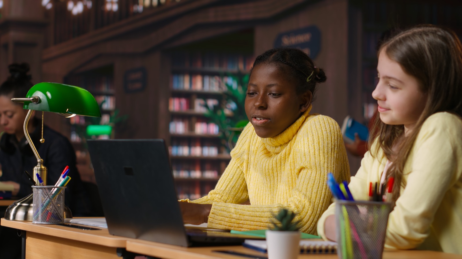 How ExamGuide Course Finder Tool Helps You Pick the Right Course and School Before You Apply